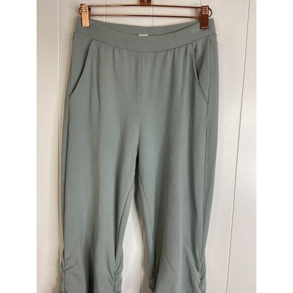 ALO Yoga Ruched Soft Sculpt Pant in Cosmic Gray Size XS - Picture 4 of 10